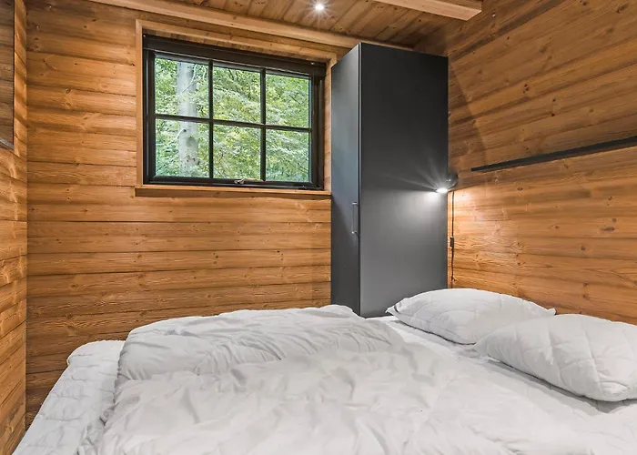 2 Bedroom Cozy In Nyaraló *