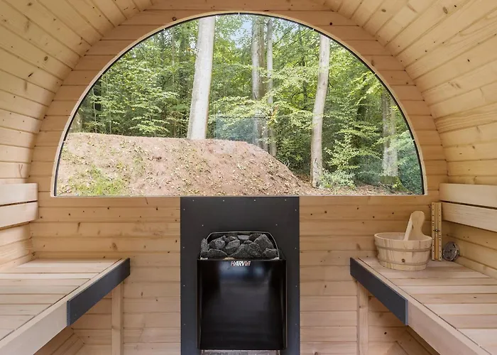 2 Bedroom Cozy In